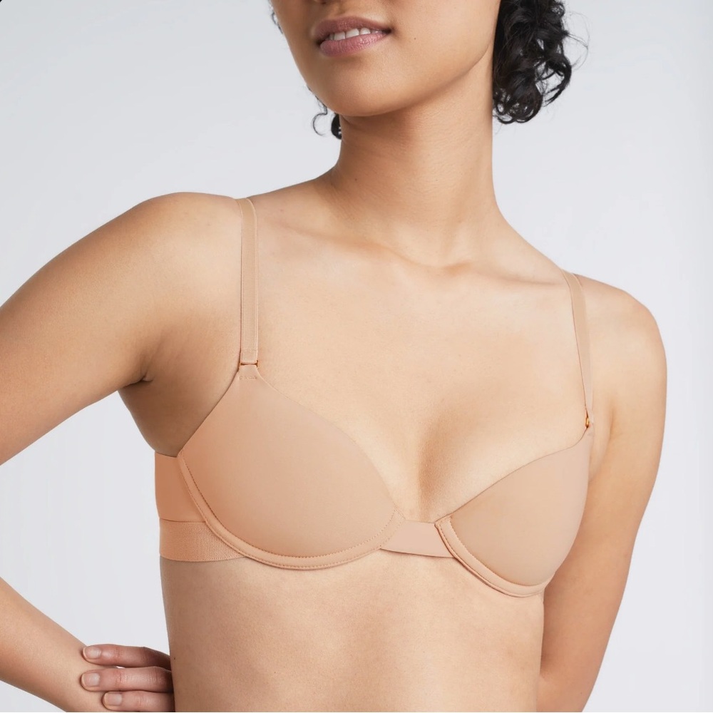 NWOT Pepper Ultimate Contour T-Shirt Bra Buff 32aa